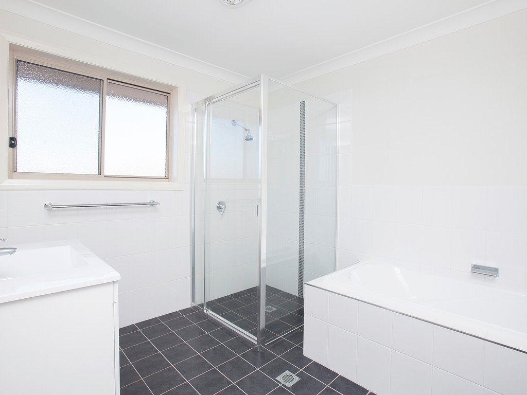 17 Scenic Drive GILLIESTON HEIGHTS 11