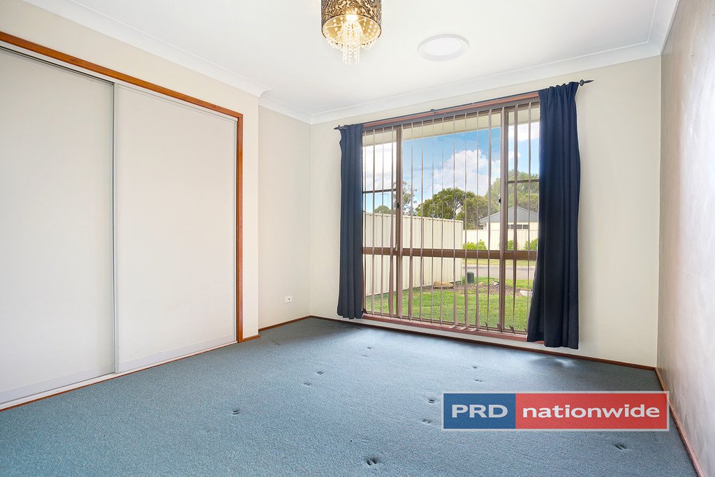 17 Scorpius Place CRANEBROOK 4