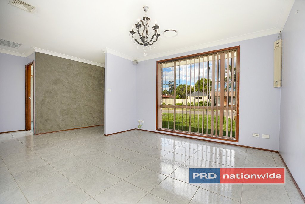 17 Scorpius Place CRANEBROOK 6