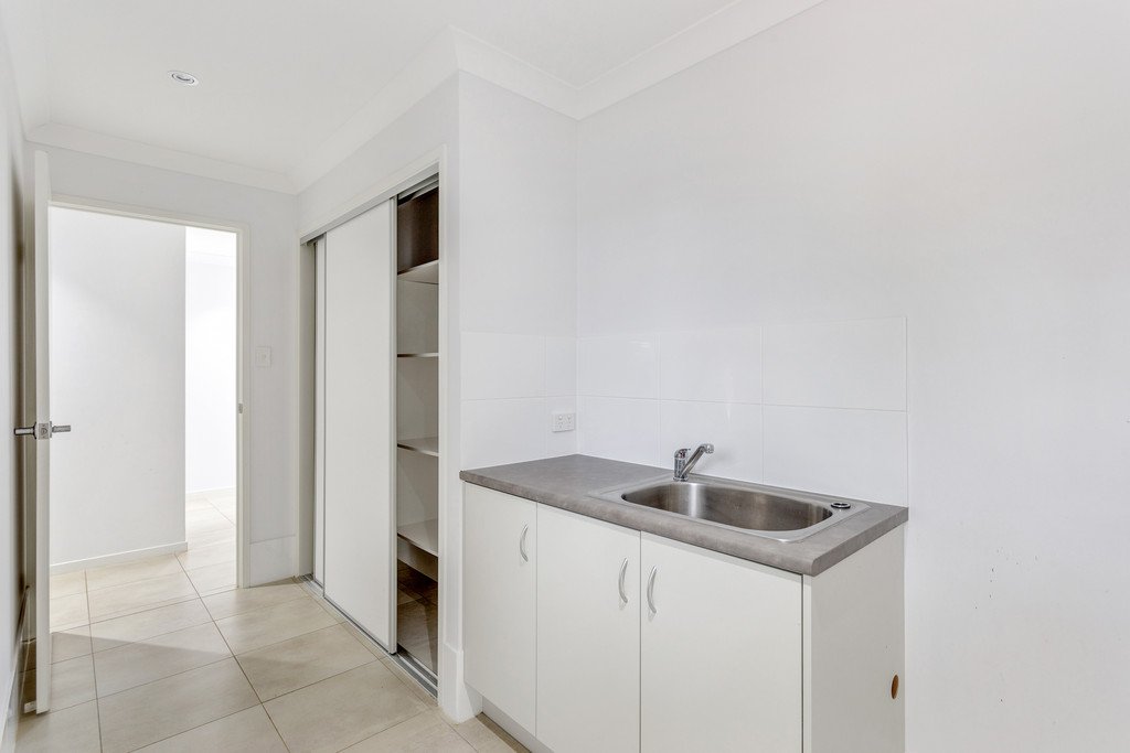 17 SCOTT Street CLEVELAND 12