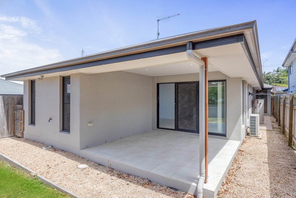 17 SCOTT Street CLEVELAND 13