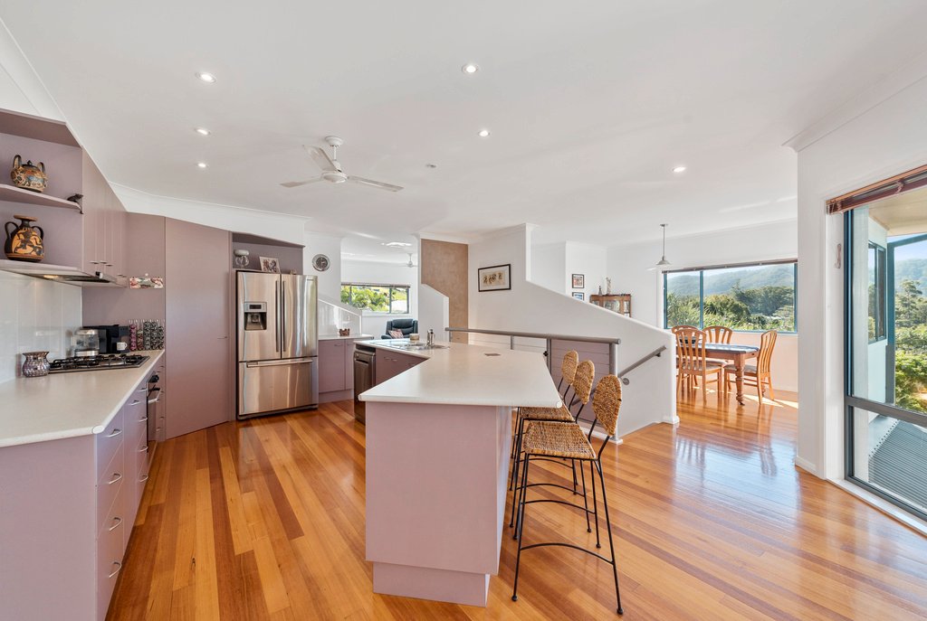 17 Seaside Close KORORA 22