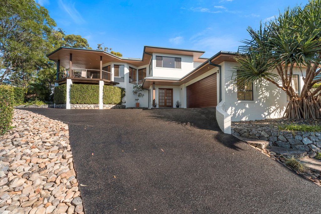 17 Seaside Close KORORA 25