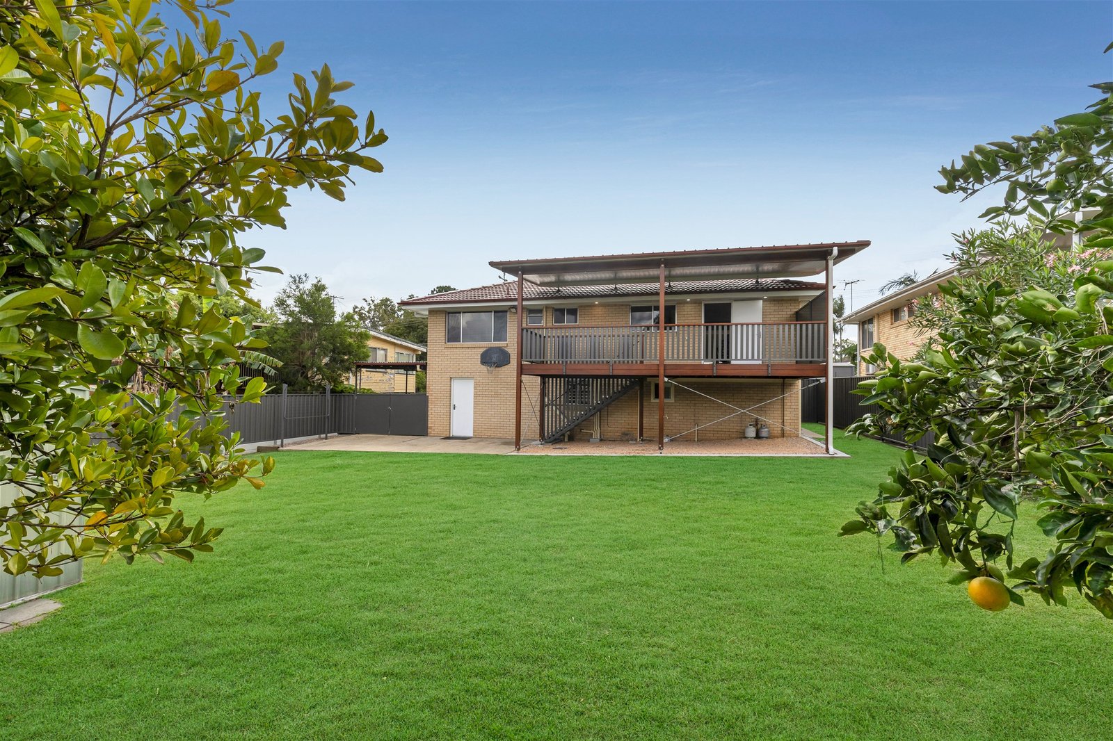 17 Seligan St  ALBANY CREEK 16