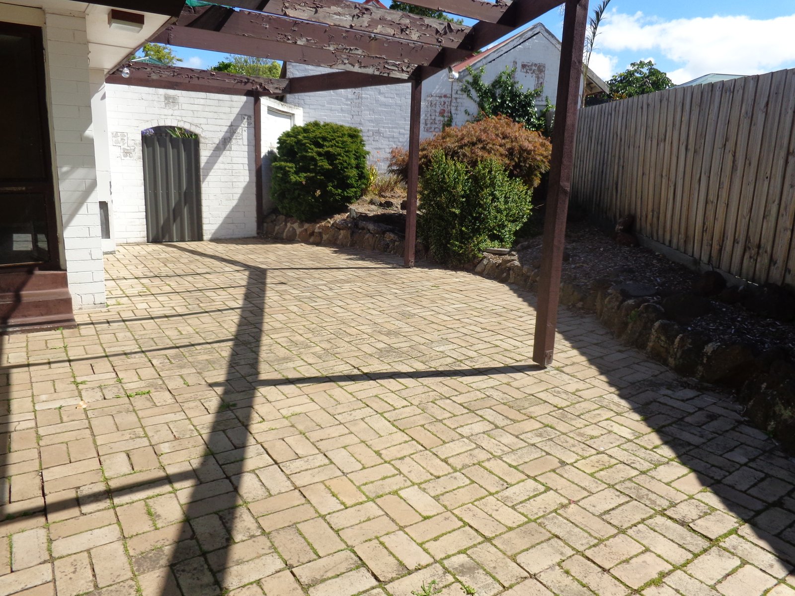 Gallery: 17 Shearman Crescent