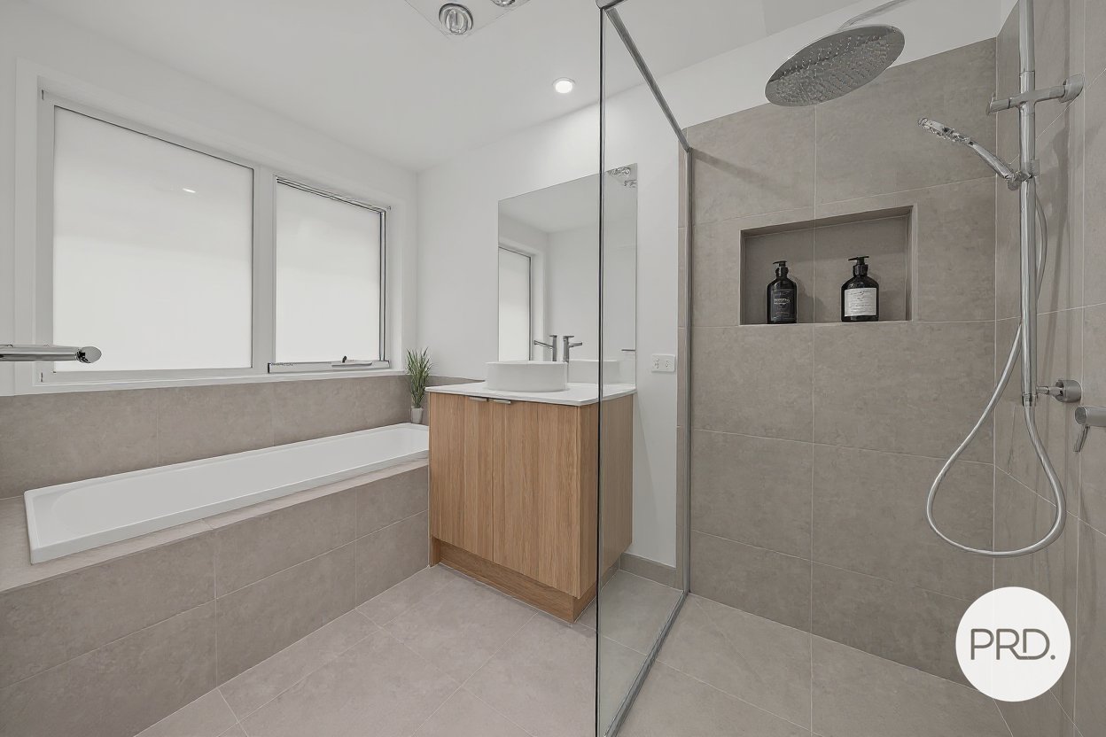 17 Shelduck Drive OLD BEACH 8