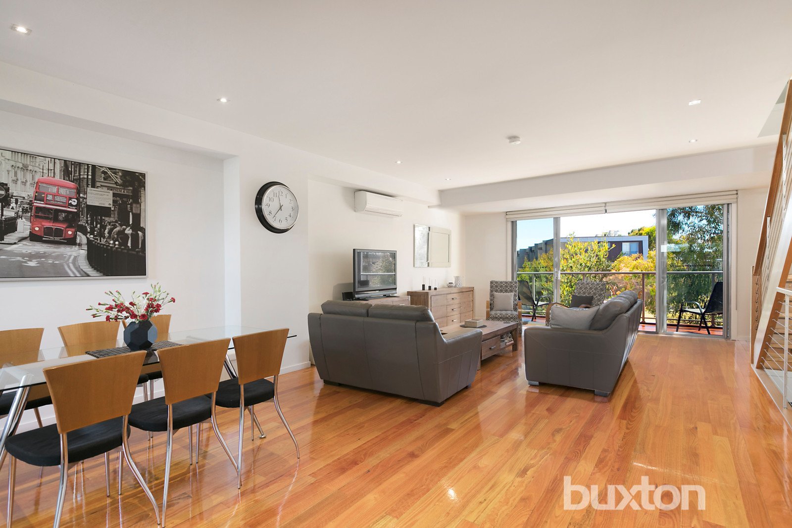Gallery: 17 Silverbanks Grove