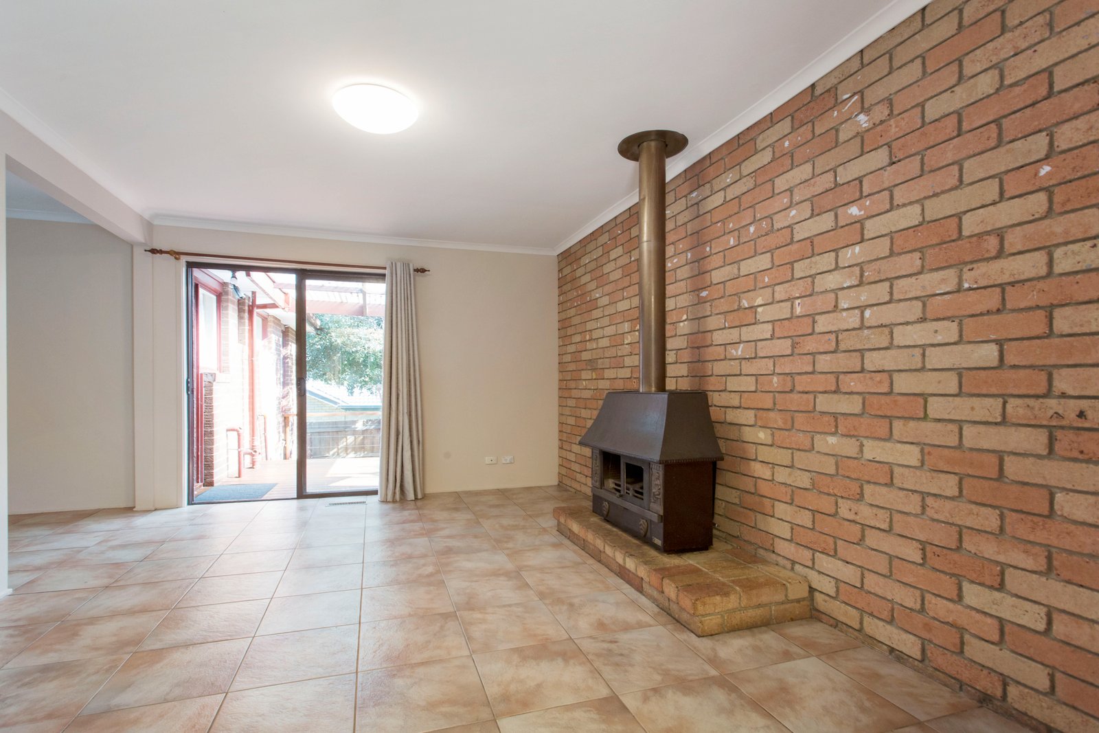 Gallery: 17 Silverton Drive