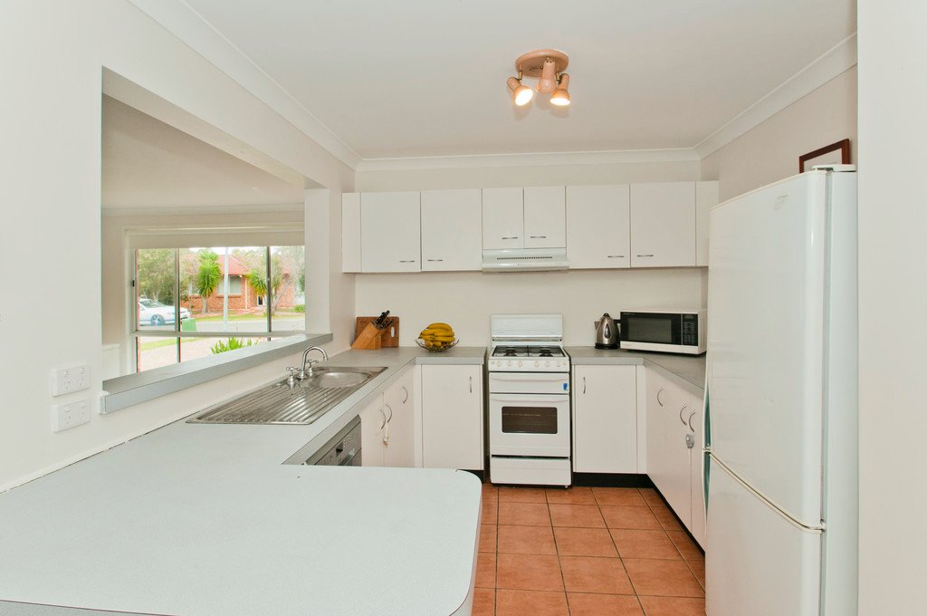 17 Smith Avenue ALBION PARK 4
