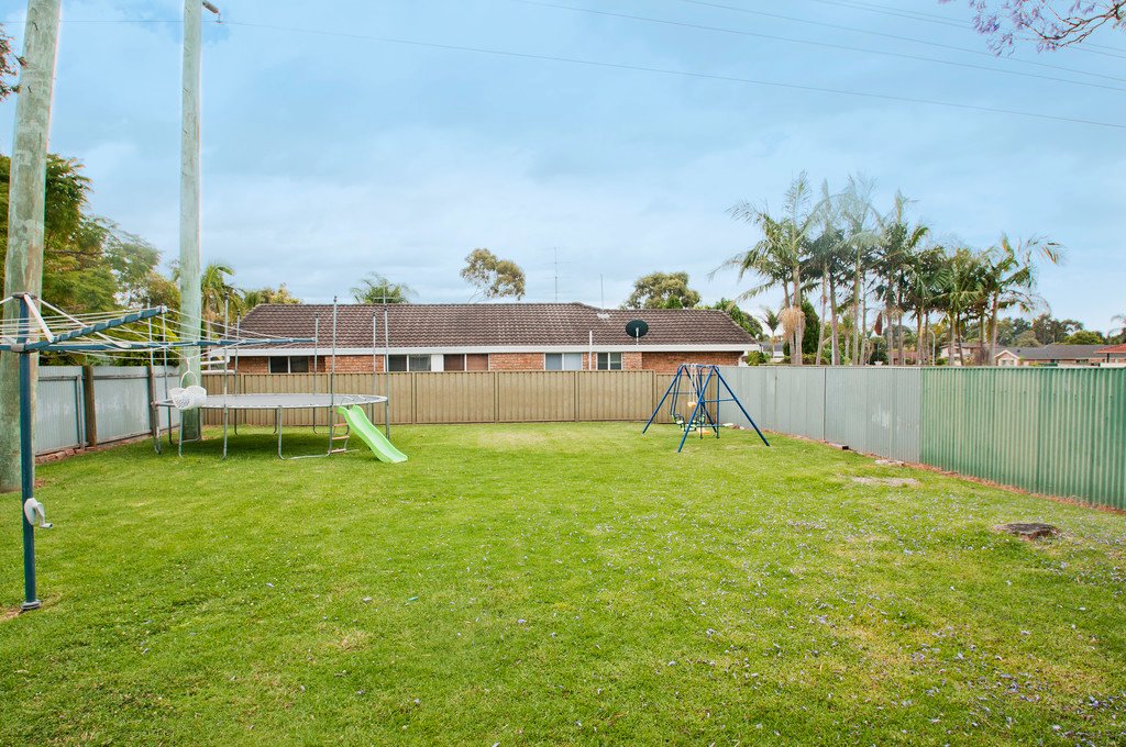 17 Smith Avenue ALBION PARK 11