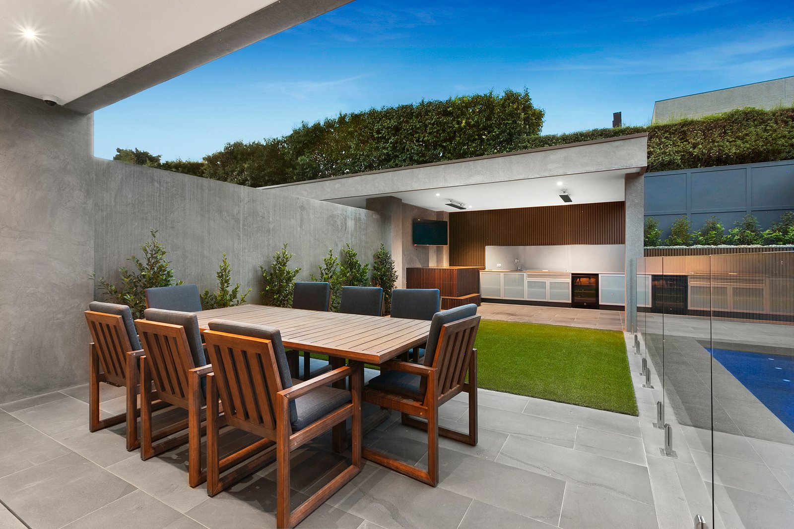 Real Estate and Property in 17 Spring Road, Malvern, VIC