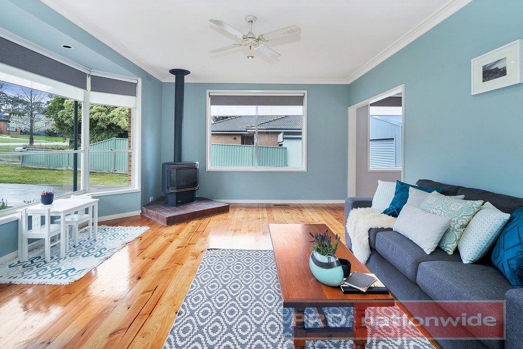 17 Springs Road BROWN HILL 4