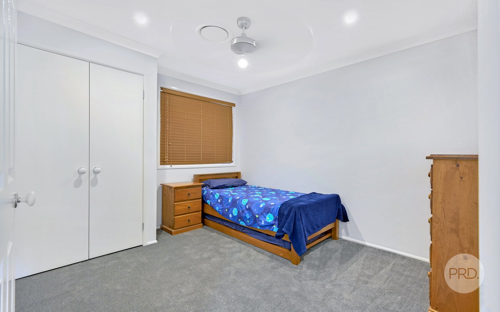 17 St Heliers Road SILVERDALE 12
