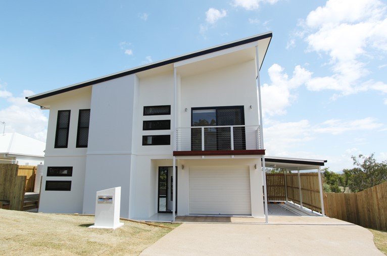 17 Stewart Street WEST GLADSTONE 1