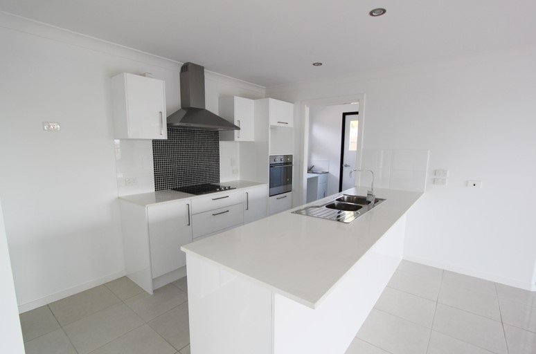 17 Stewart Street WEST GLADSTONE 7