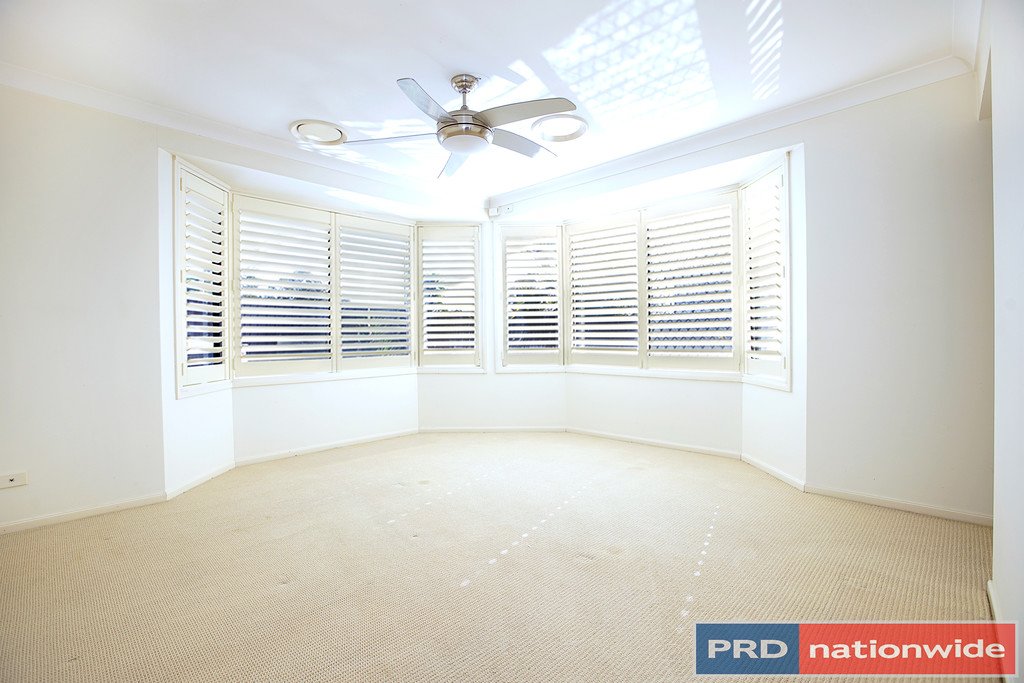 17 Stoke Crescent SOUTH PENRITH 9