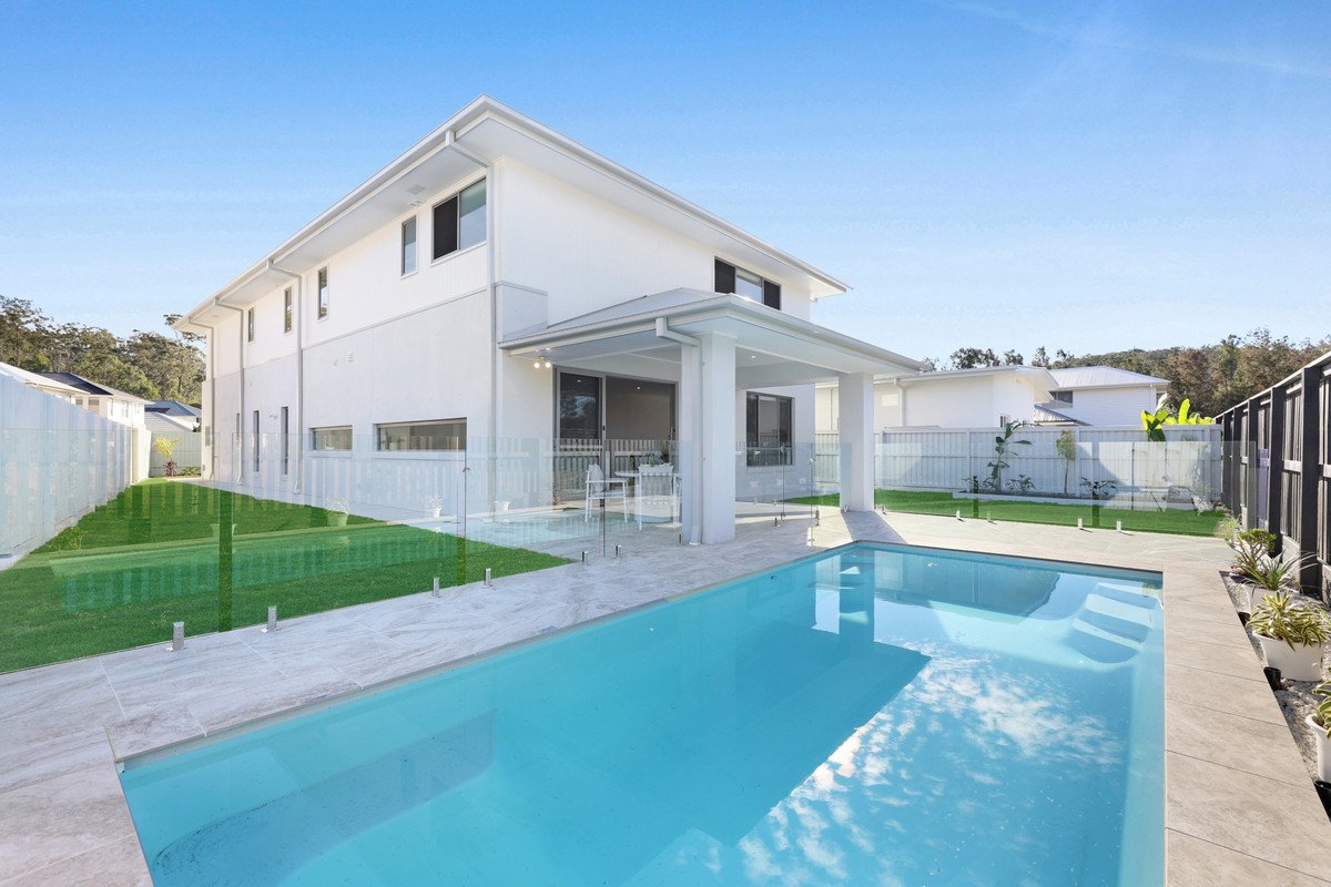 17 Suncove Court Burleigh Heads 1