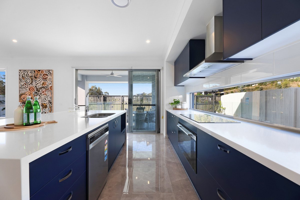 17 Suncove Court Burleigh Heads 8