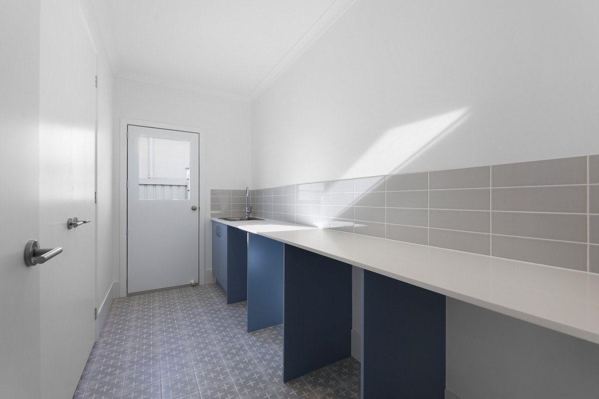 17 Suncove Court Burleigh Heads 31