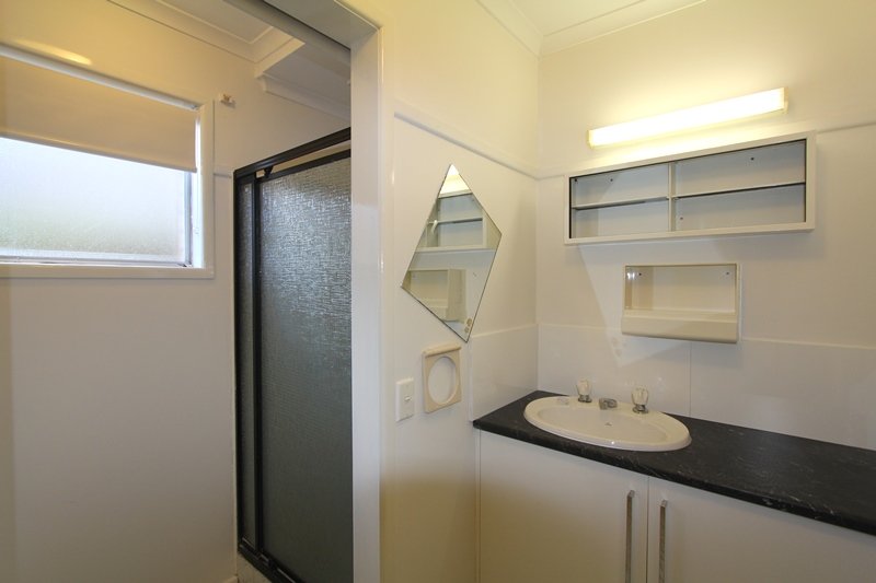 1/7 Surf Parade BROADBEACH 6