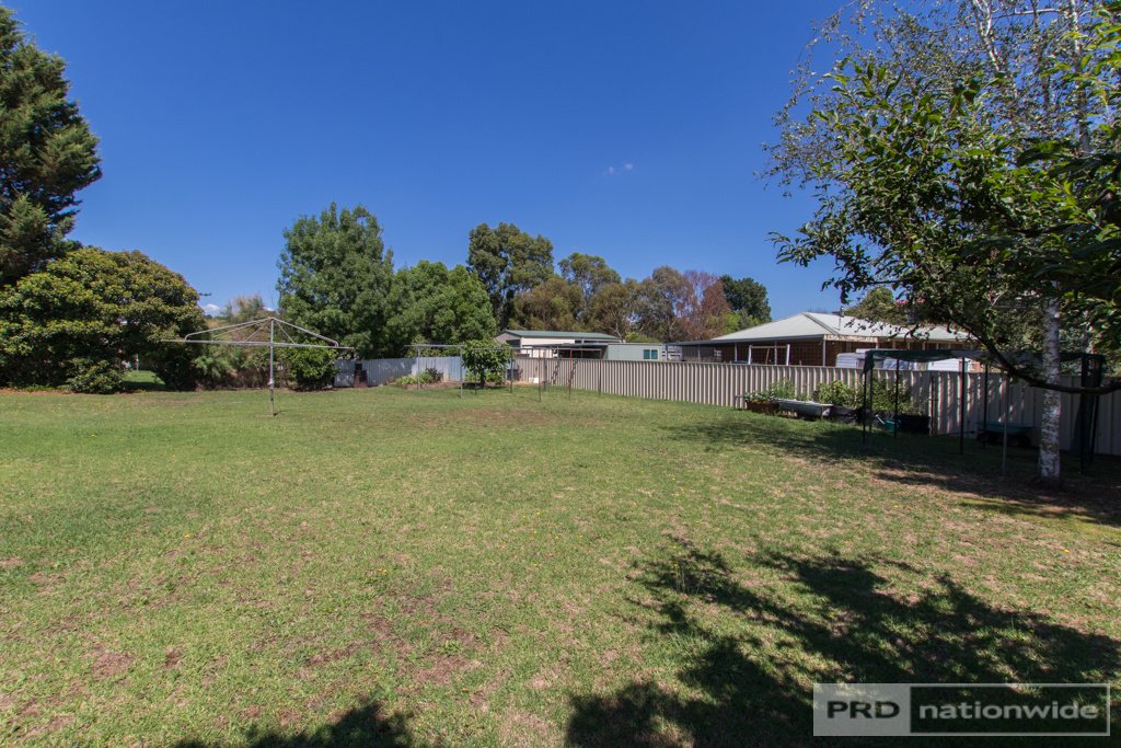17 Sydney Street TUMUT 12