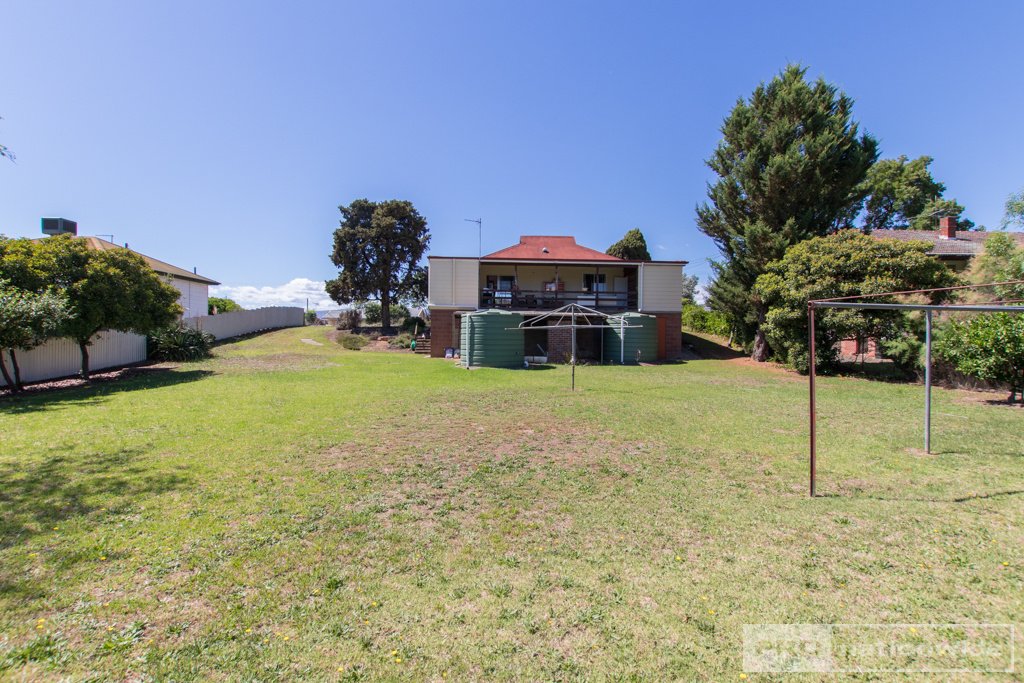 17 Sydney Street TUMUT 13