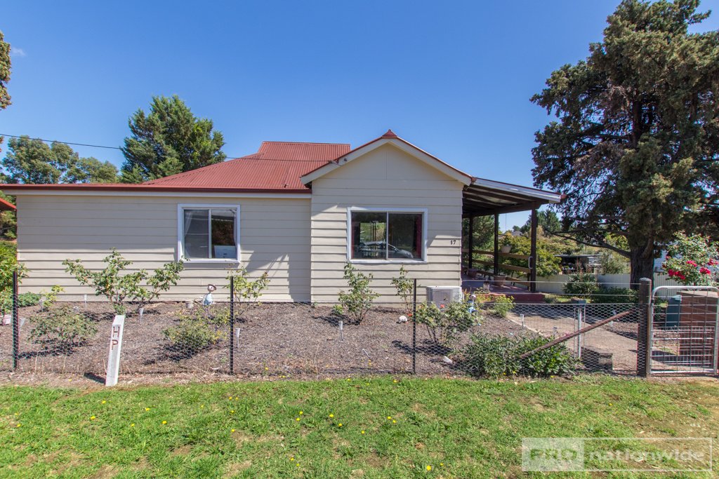 17 Sydney Street TUMUT 14