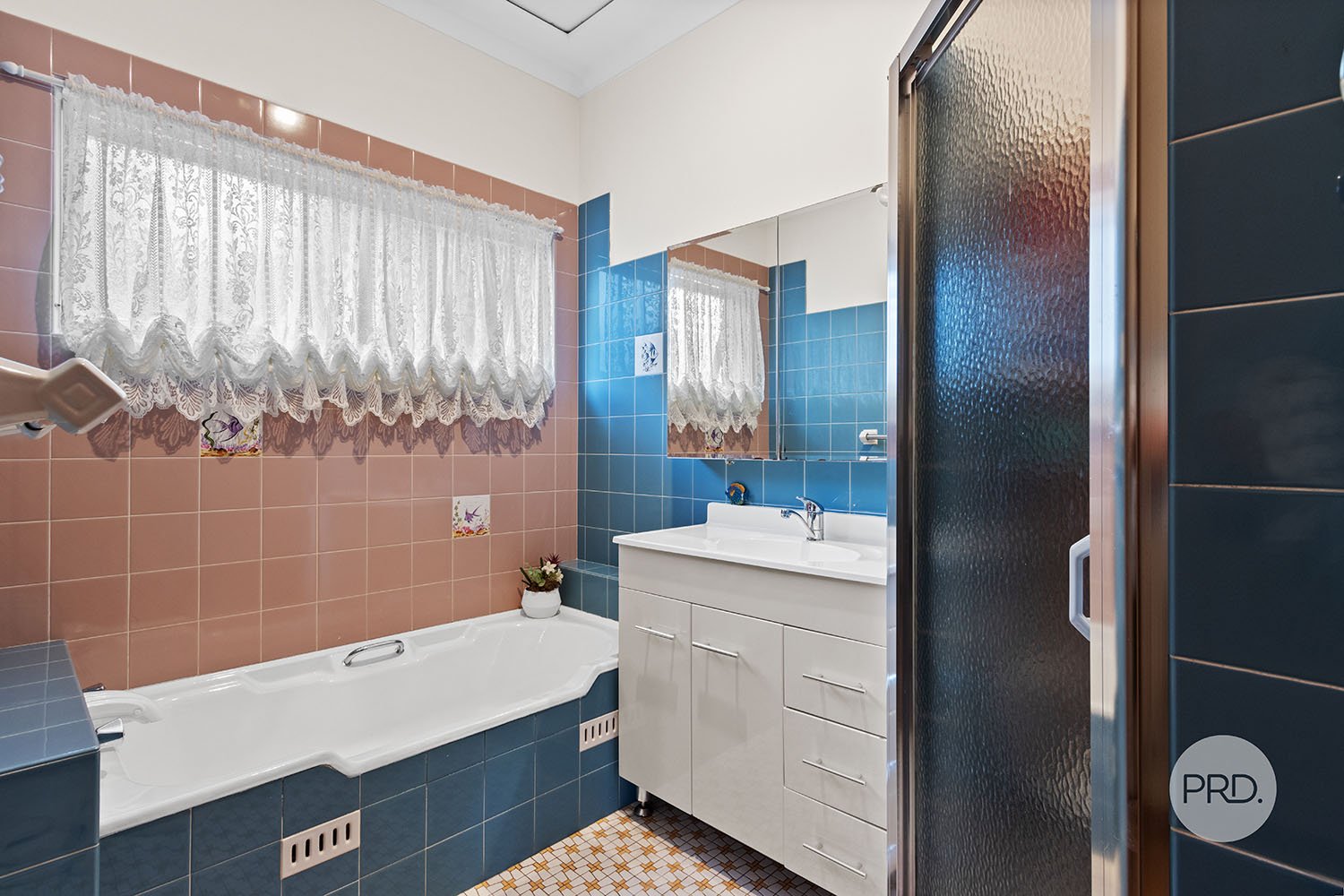 17 Taffs Avenue LUGARNO 5