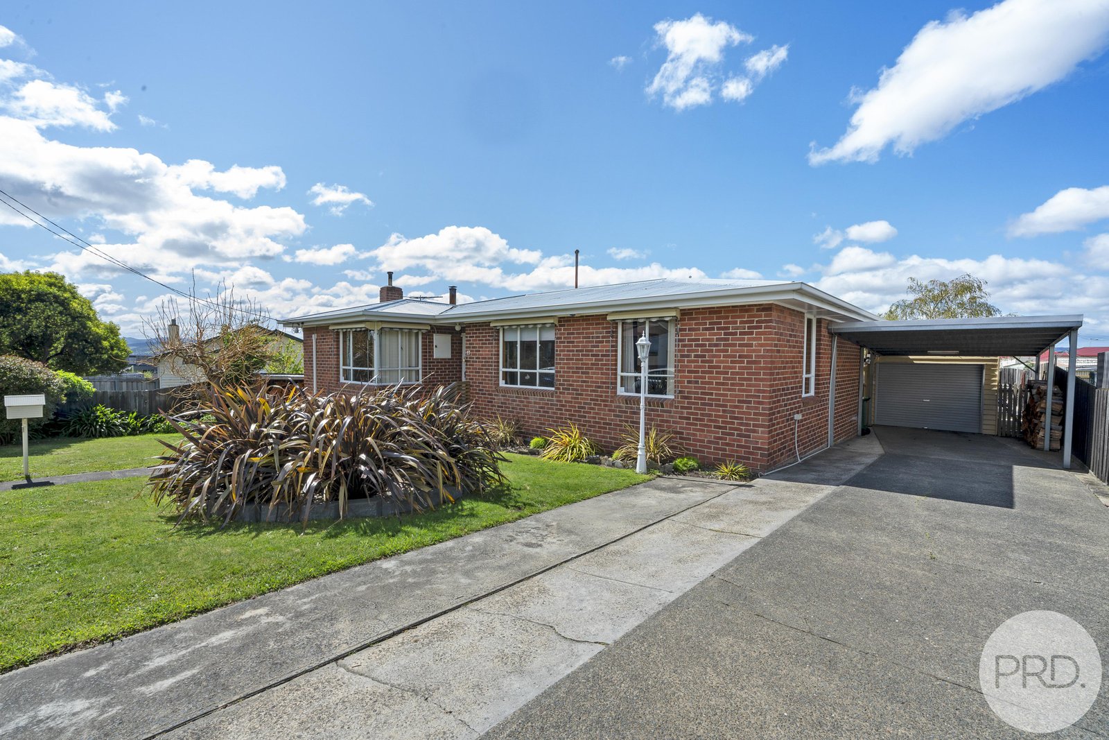 17 Taree Street CHIGWELL 2