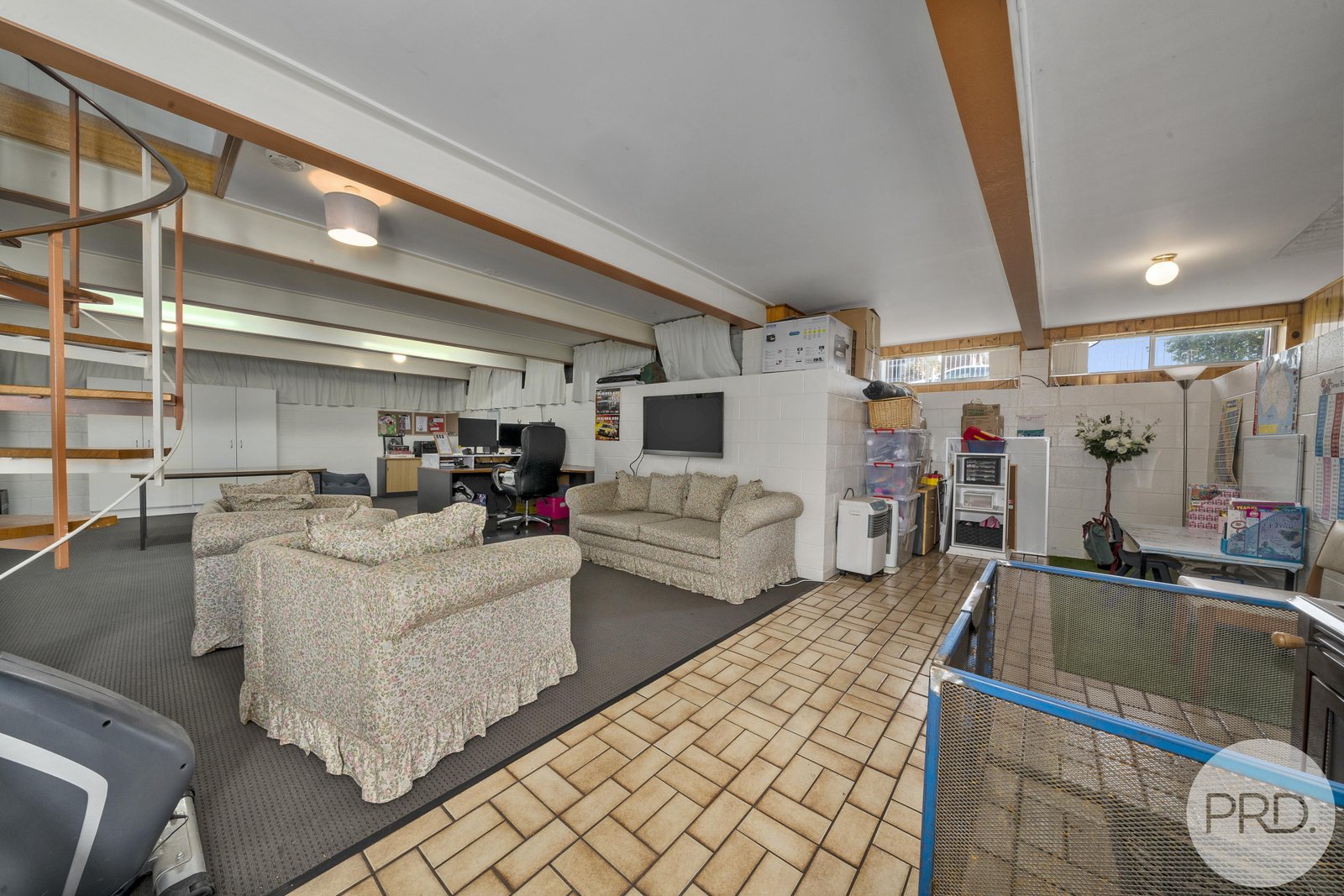 17 Taree Street CHIGWELL 13