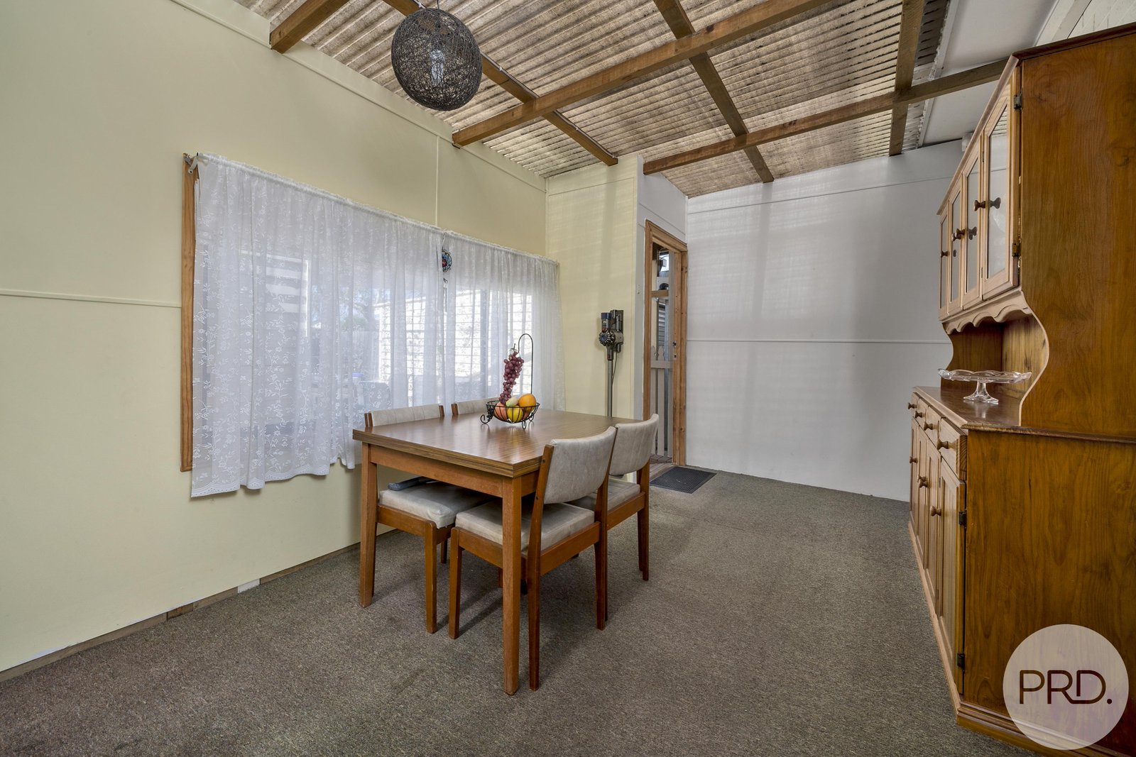 17 Taree Street CHIGWELL 15