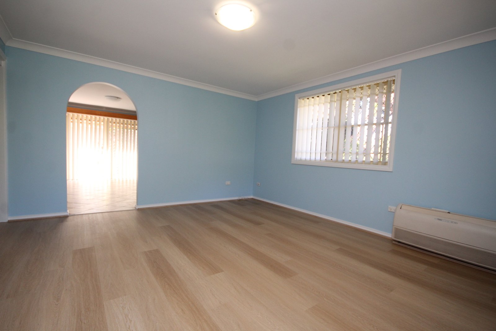 1/7 Taronga Street HURSTVILLE 3