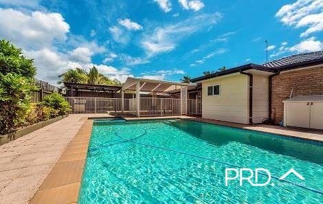 17 Tekapo Street BROADBEACH WATERS 10