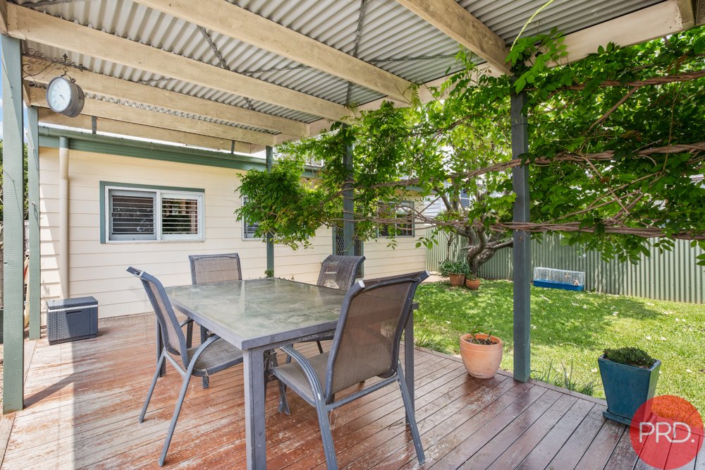 17 Telarah Street TELARAH 12