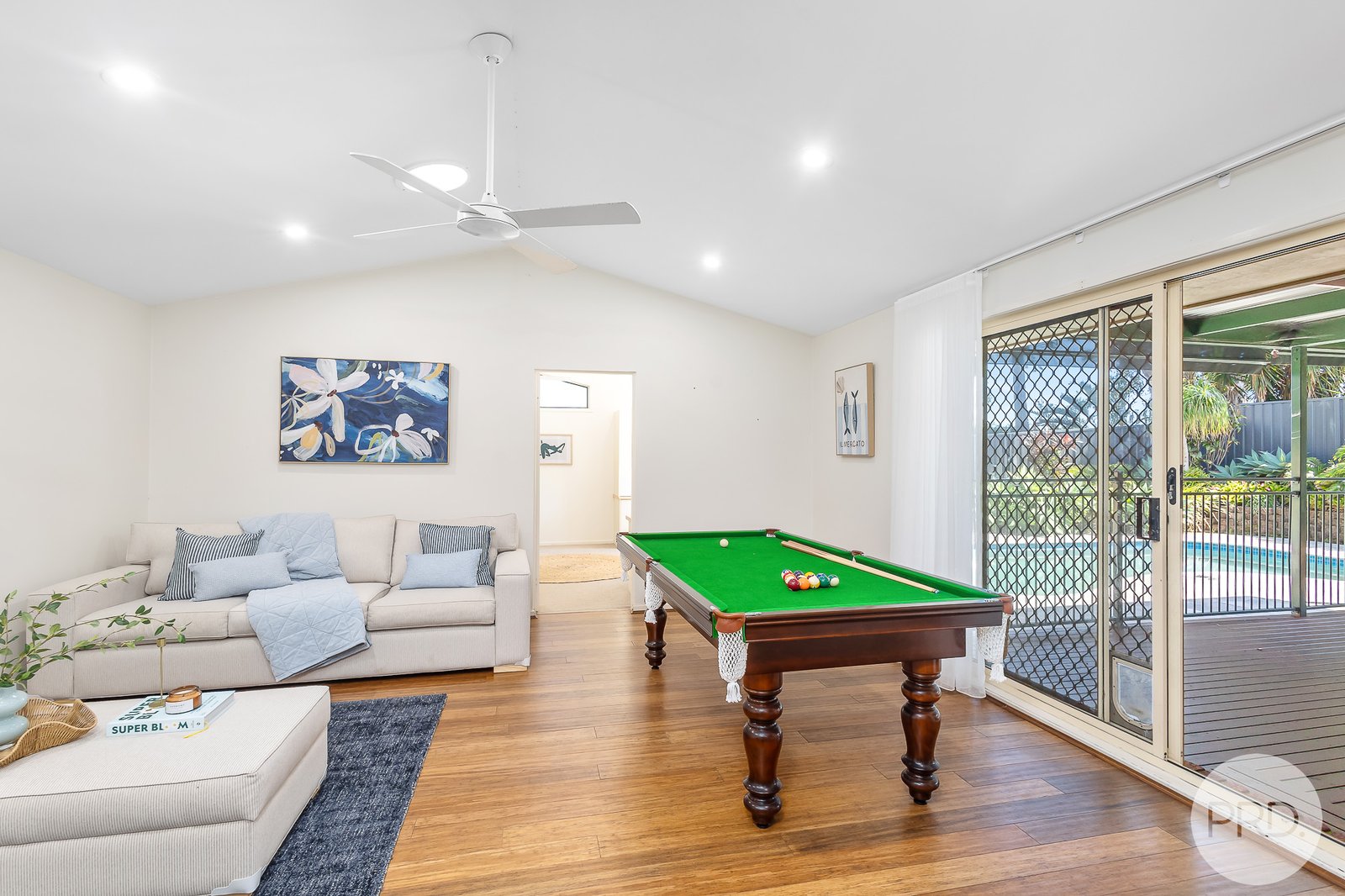 17 The Breakwater  CORLETTE 13