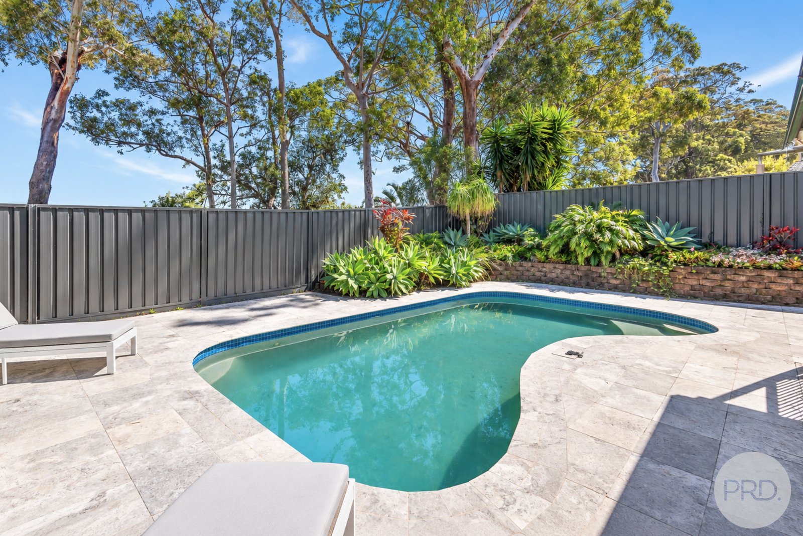 17 The Breakwater  CORLETTE 18