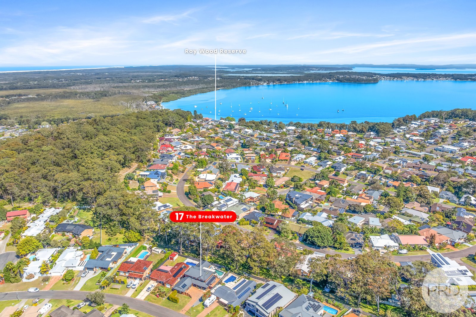 17 The Breakwater  CORLETTE 29
