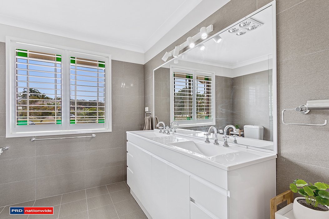 17 The Breakwater  CORLETTE 15