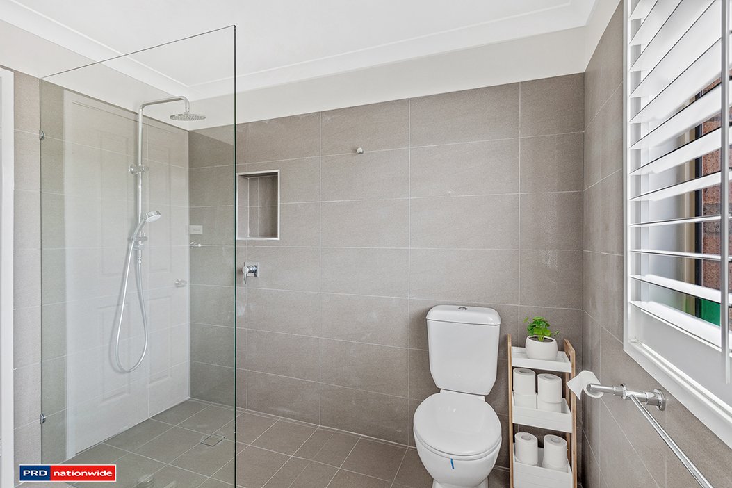 17 The Breakwater  CORLETTE 16