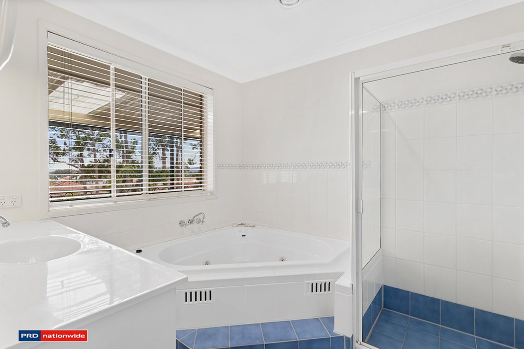 17 The Breakwater  CORLETTE 21