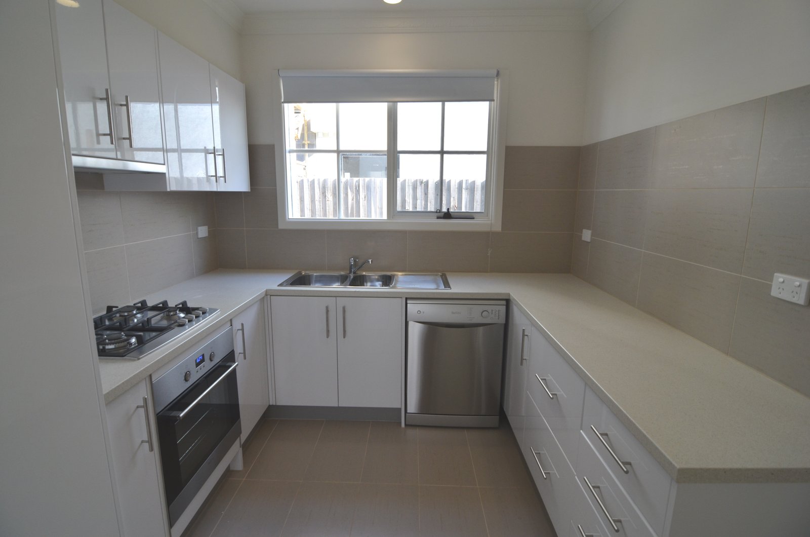Gallery: 17 The Esplanade South