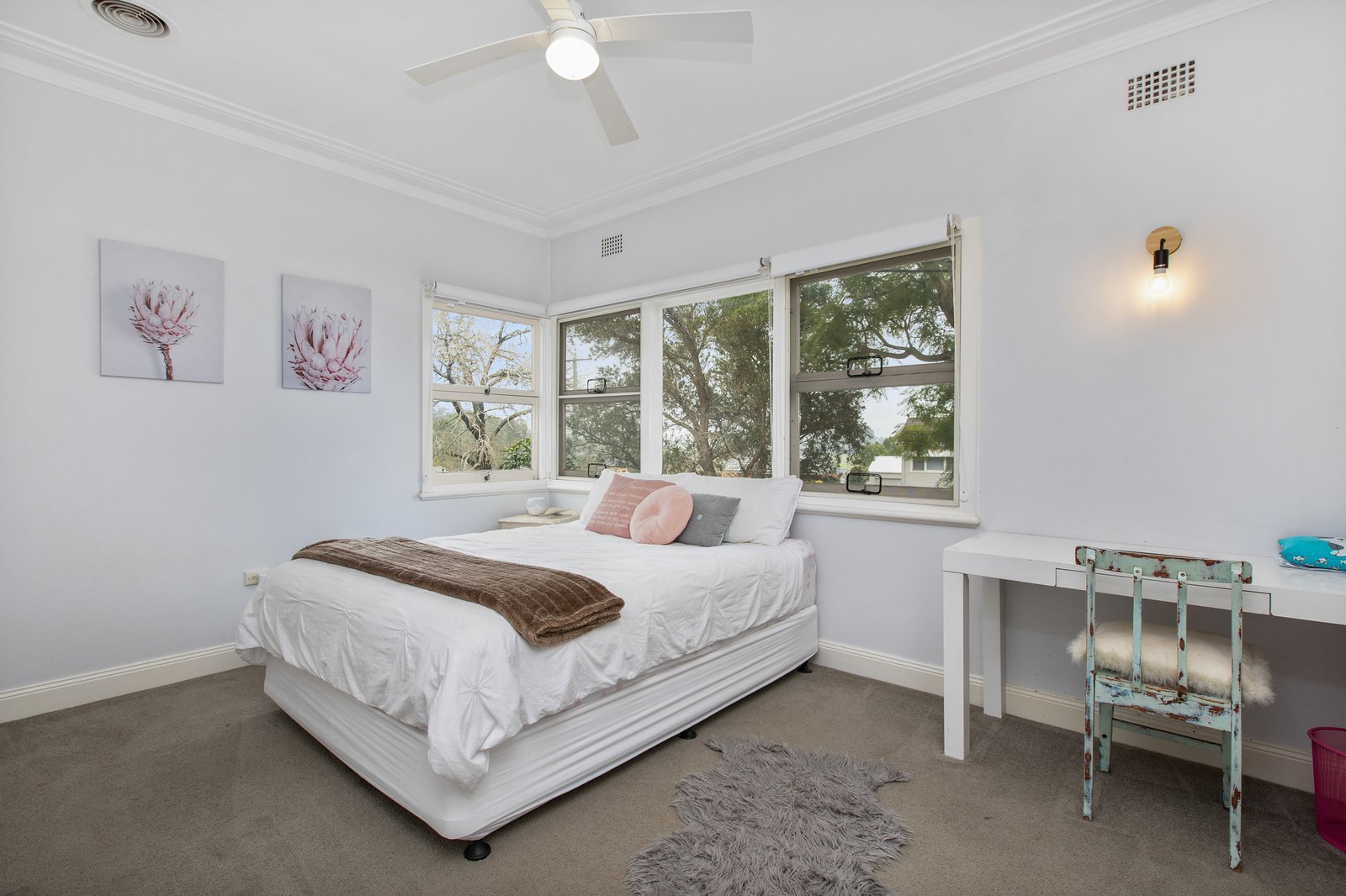 17 Thompson Street EAST MAITLAND 12
