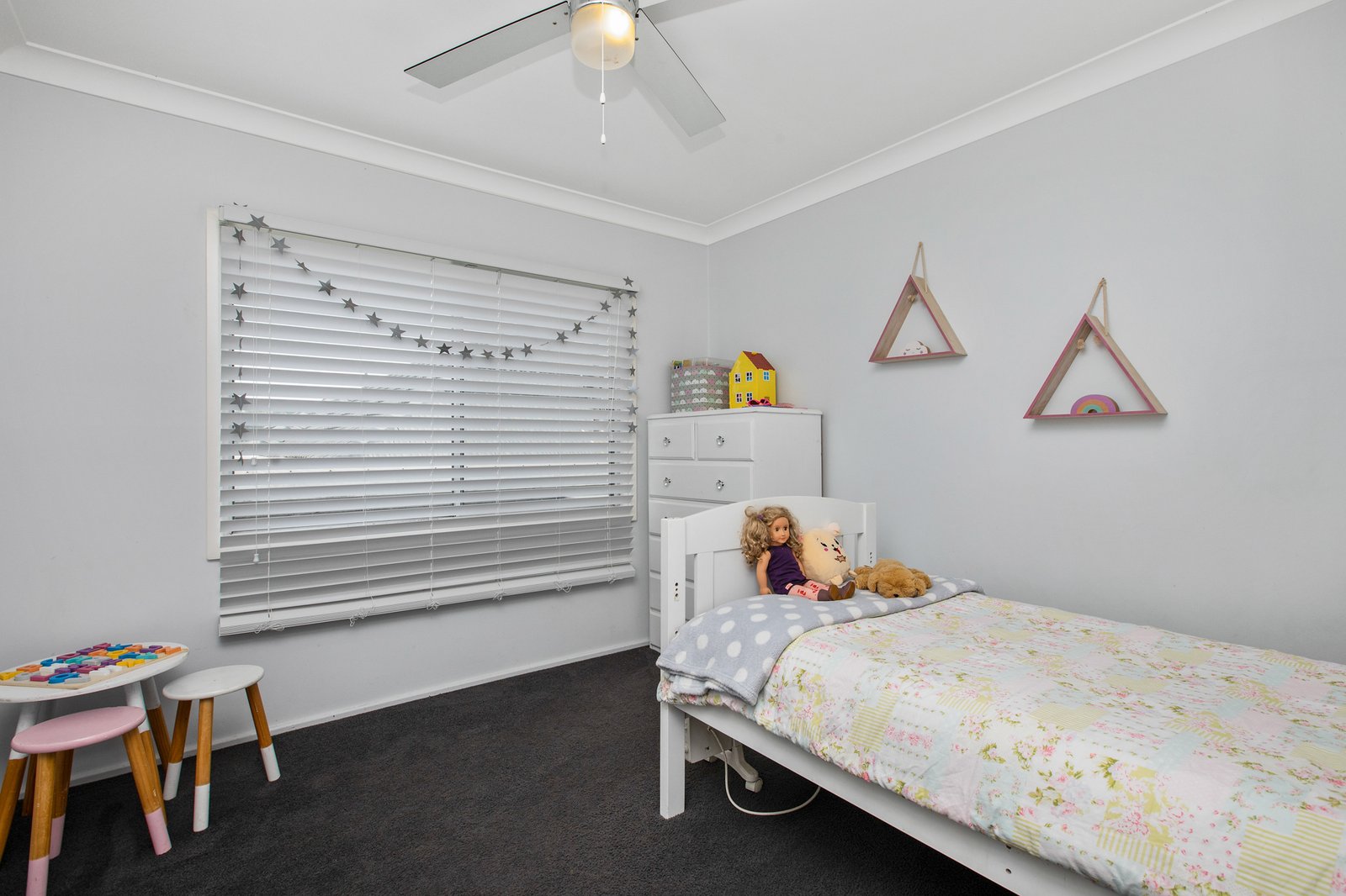 17 Thompson Street EAST MAITLAND 13