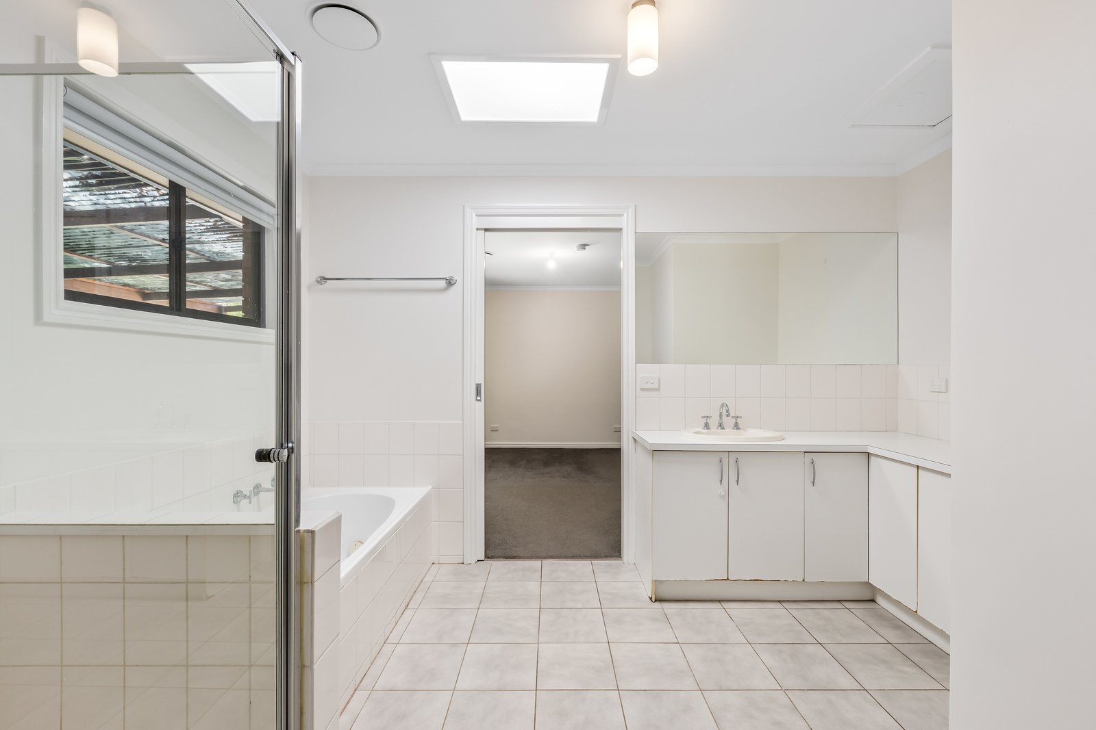 Real Estate and Property in 17 Thomson Street, Point Lonsdale, VIC