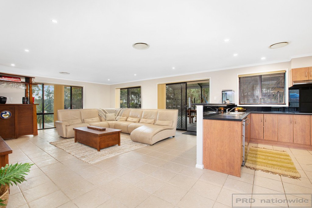 17 Thornbill Grove THORNTON 5