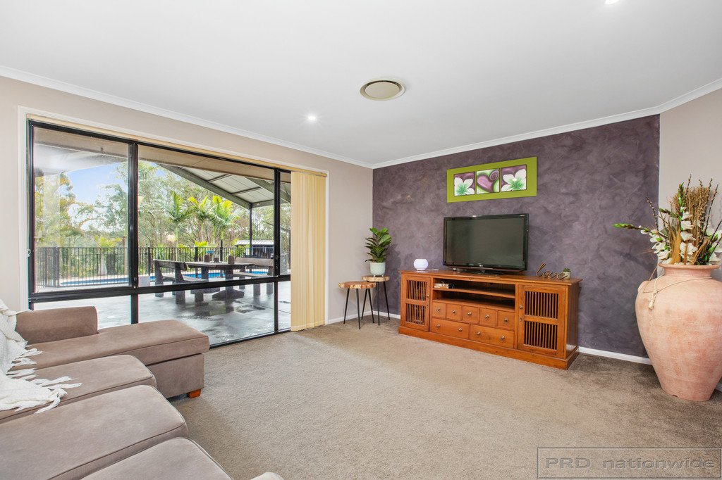 17 Thornbill Grove THORNTON 10
