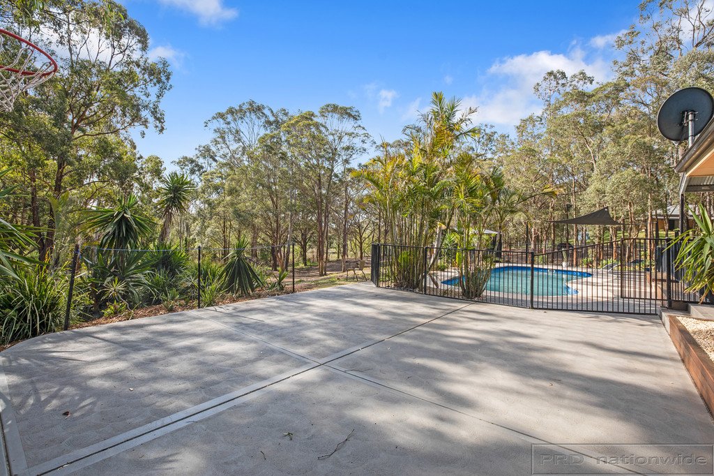 17 Thornbill Grove THORNTON 22