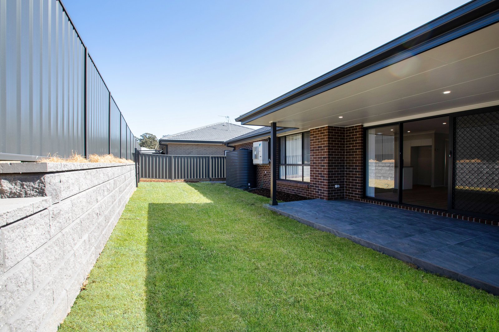 17 Thorncliffe Avenue THORNTON 7