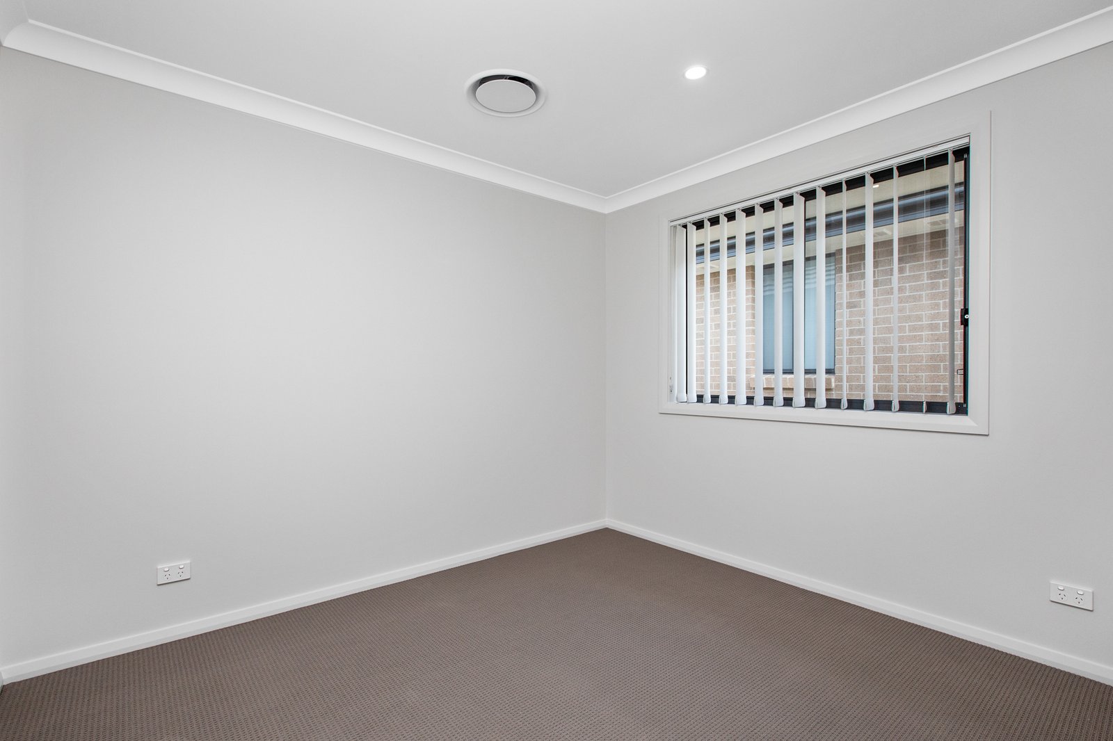 17 Thorncliffe Avenue THORNTON 10