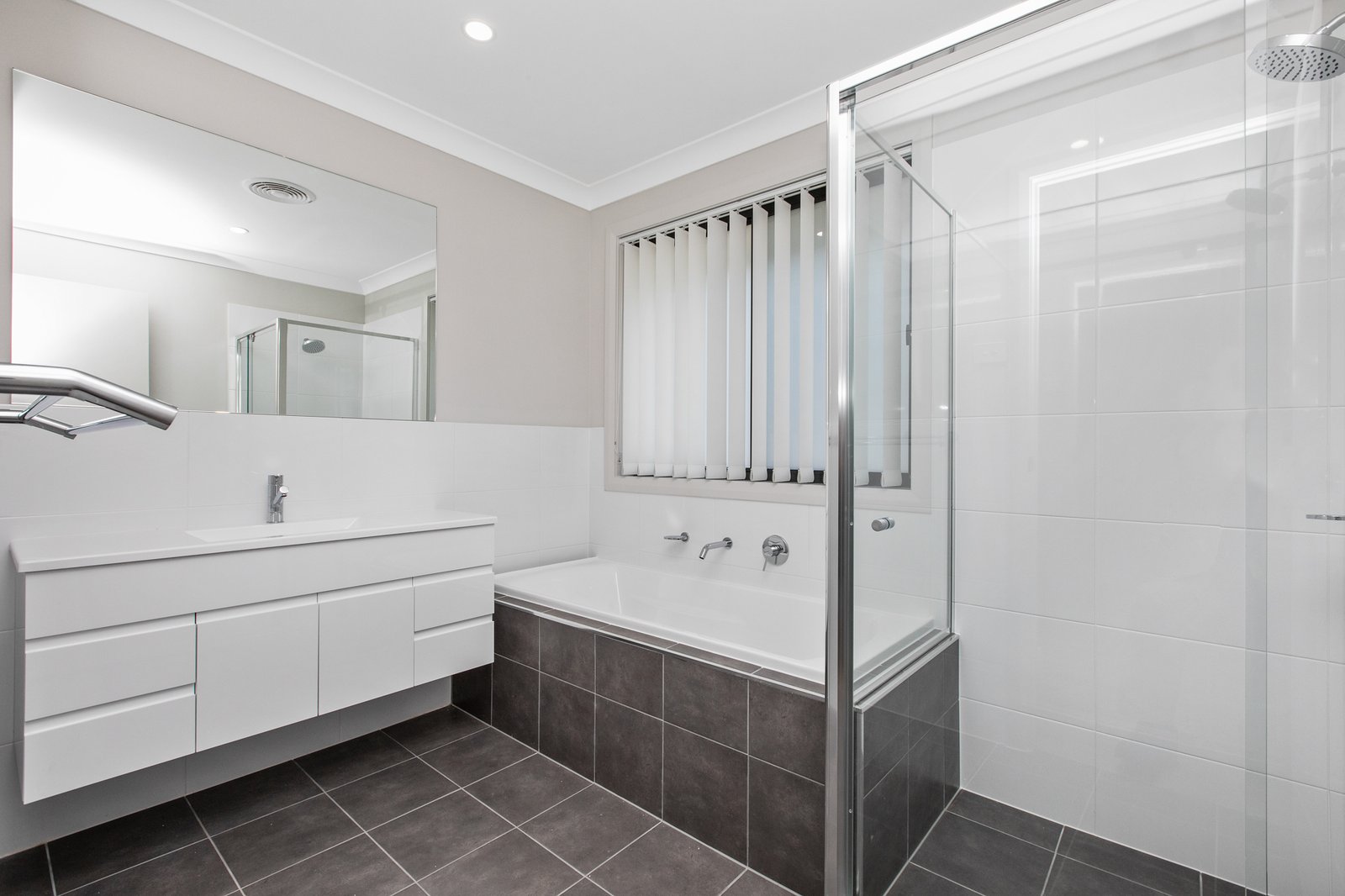 17 Thorncliffe Avenue THORNTON 11